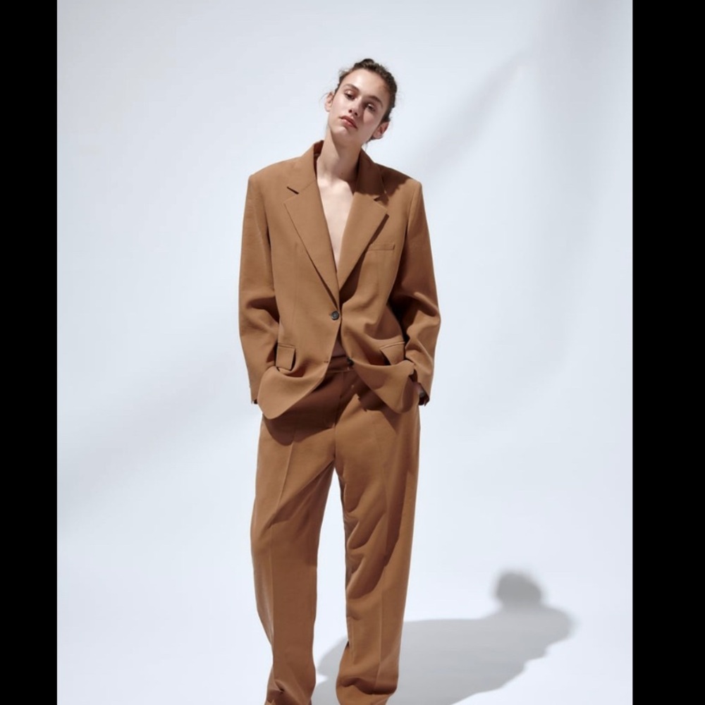 NWT Zara Suit of STRAIGHT CUT BLAZER  L ( just blazer)